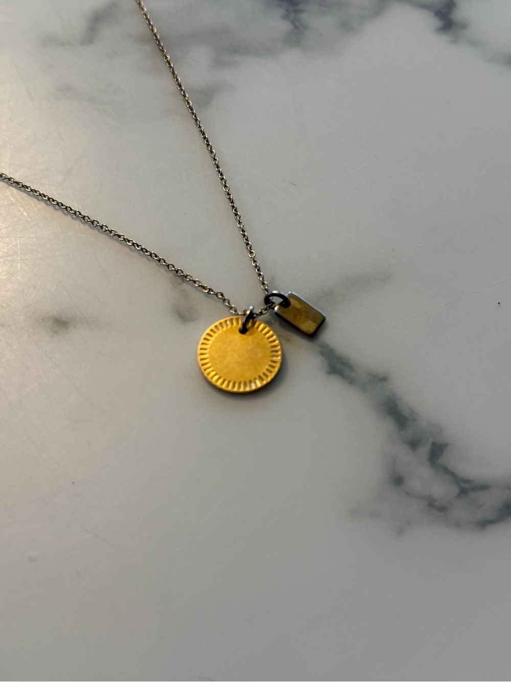 Madewell Gold-Tone Sunburst Round Circle Disc Necklace